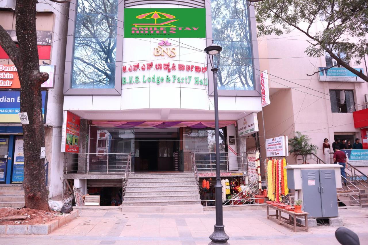 Smilestay Bns Lodge Bangalore Exterior foto